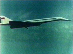 El Tu-144 se dispone a aterrizar